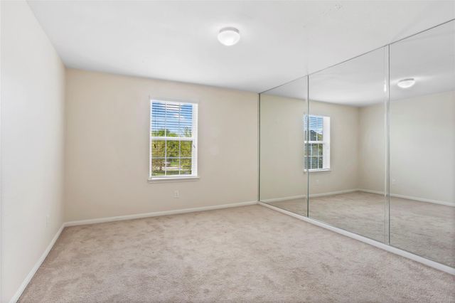 970 Jennifer Street, Alvin, TX 77511