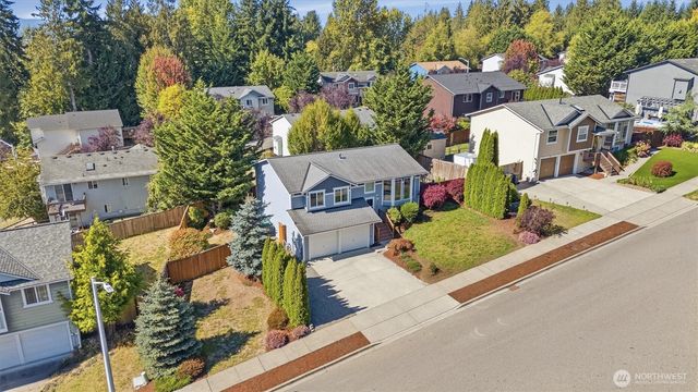 17330 73rd Avenue NE, Arlington, WA 98223