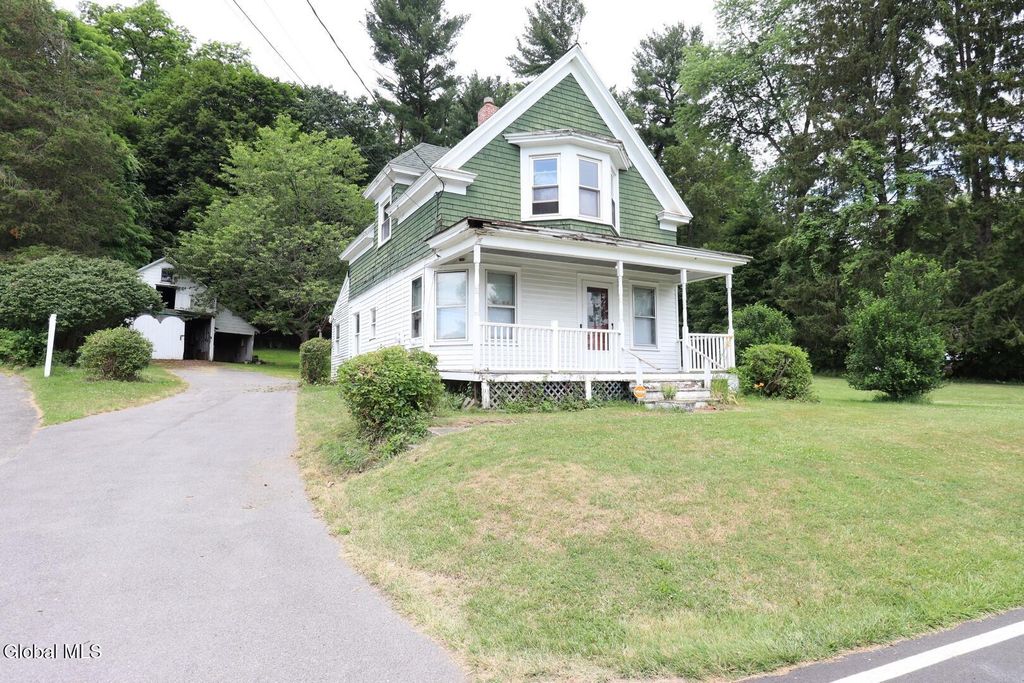 102 Schermerhorn Road, Rotterdam, NY 12306