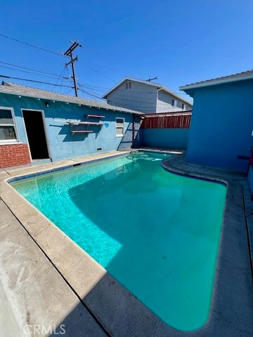 2216 Arlington Avenue, Torrance, CA 90501