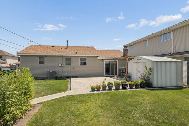 9822 Marion Avenue, Oak Lawn, IL 60453
