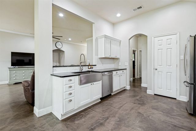 306 Barton Street, Royse City, TX 75189