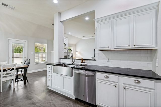 306 Barton Street, Royse City, TX 75189
