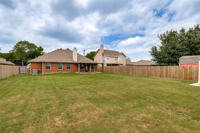 306 Barton Street, Royse City, TX 75189