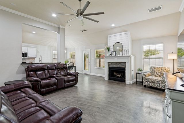 306 Barton Street, Royse City, TX 75189