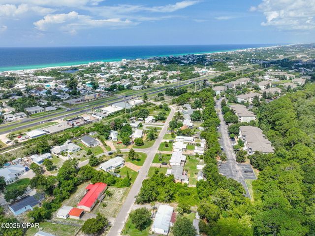 621 Malaga Place, Panama City Beach, FL 32413