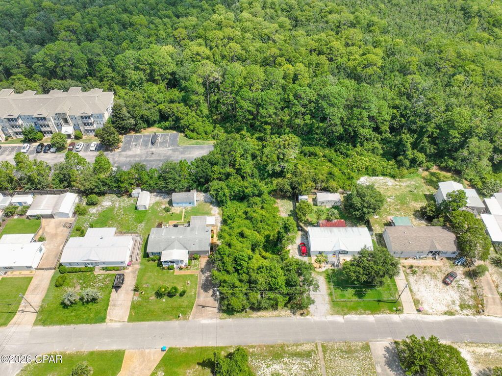 Image 2 of property listing at 621 Malaga Place, Panama City Beach, FL 32413