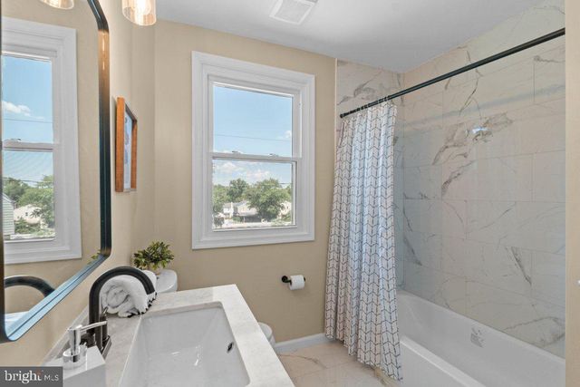 3027 LAVENDER AVE, Baltimore, MD 21234