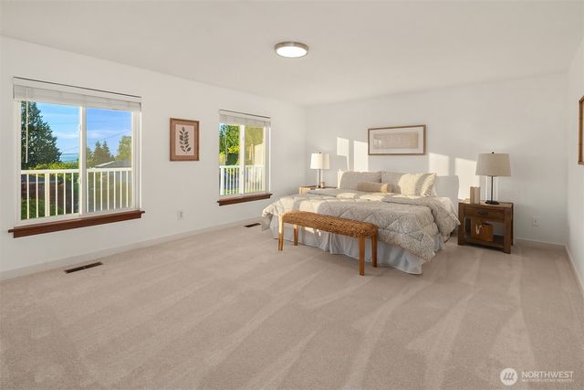 8308 Frederick Place, Edmonds, WA 98026