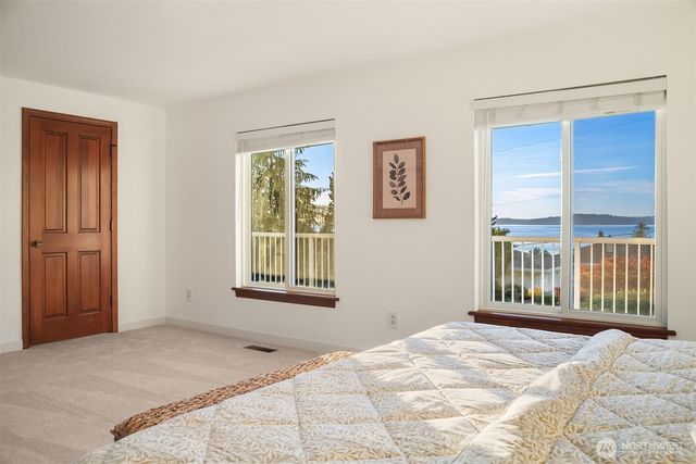 8308 Frederick Place, Edmonds, WA 98026