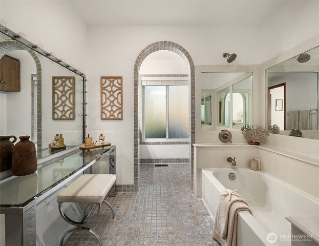 8308 Frederick Place, Edmonds, WA 98026