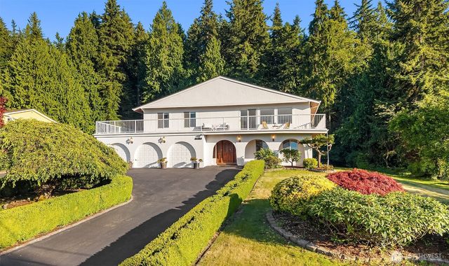 8308 Frederick Place, Edmonds, WA 98026