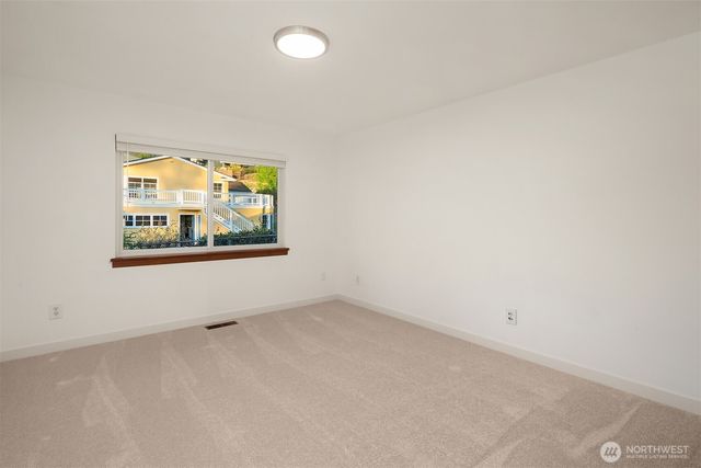 8308 Frederick Place, Edmonds, WA 98026