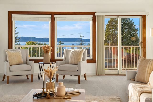 8308 Frederick Place, Edmonds, WA 98026