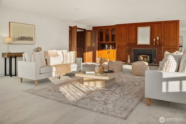 8308 Frederick Place, Edmonds, WA 98026