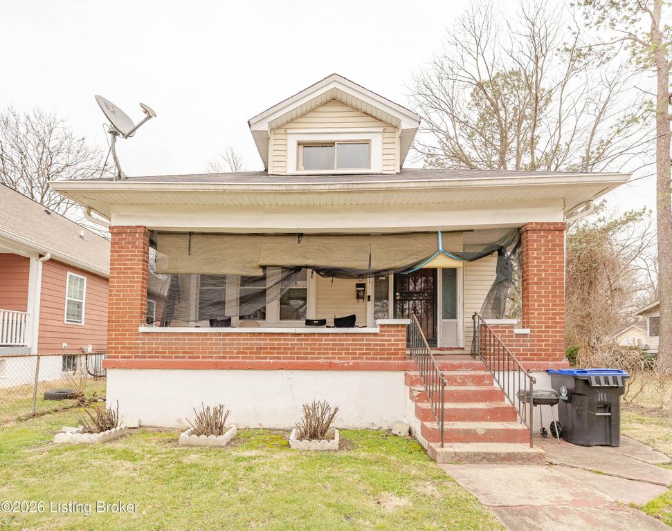 111 N 39th St, Louisville, KY 40212