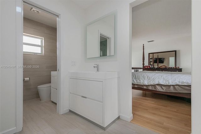 3900 N 43rd Ave, Hollywood, FL 33021