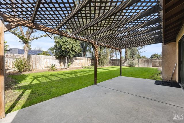 5108 Panorama Drive, Bakersfield, CA 93306