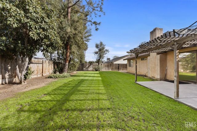 5108 Panorama Drive, Bakersfield, CA 93306