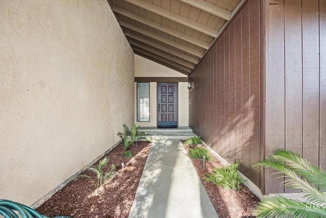 5108 Panorama Drive, Bakersfield, CA 93306
