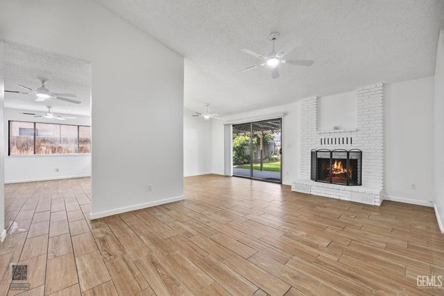 5108 Panorama Drive, Bakersfield, CA 93306
