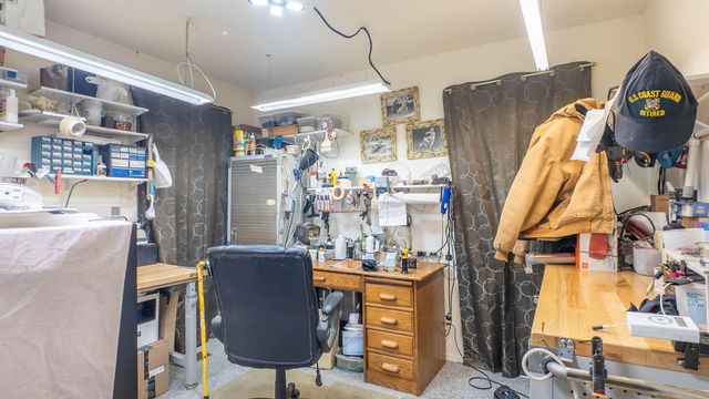 667 County Road 364, Thayer, MO 65791