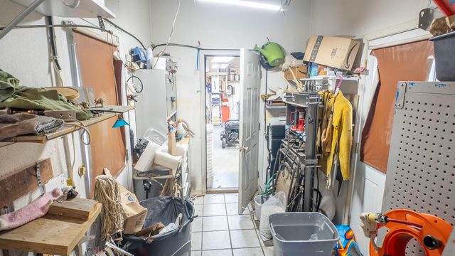 667 County Road 364, Thayer, MO 65791