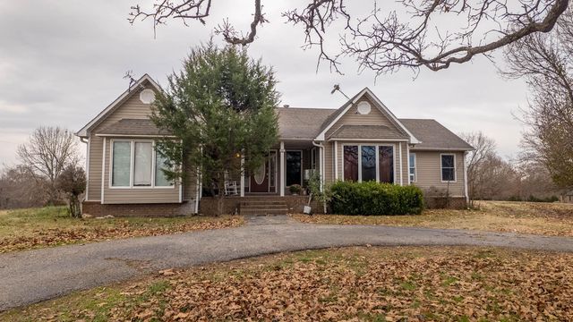 667 County Road 364, Thayer, MO 65791