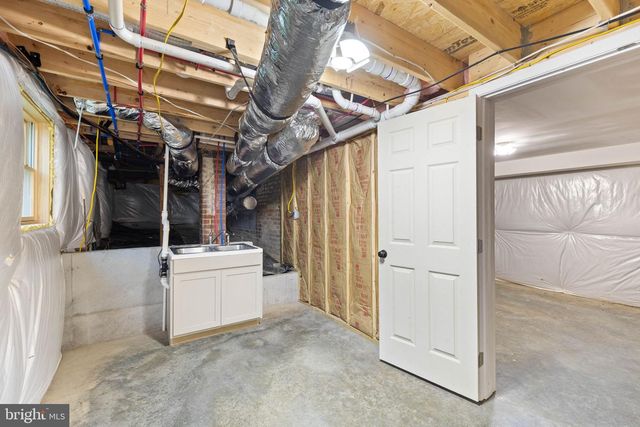 510 S CAMERON ST, Winchester, VA 22601