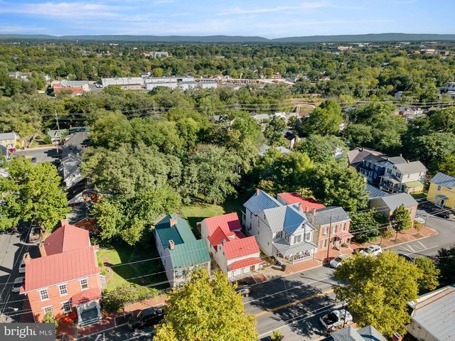 510 S CAMERON ST, Winchester, VA 22601
