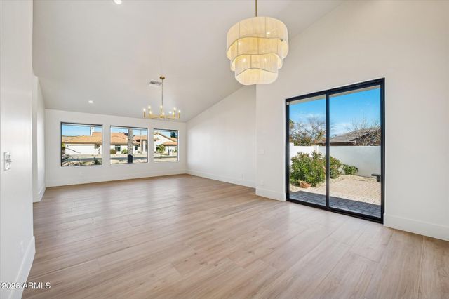 5861 E SAINT JOHN Road, Scottsdale, AZ 85254