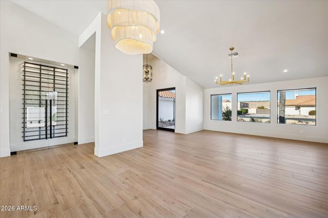 5861 E SAINT JOHN Road, Scottsdale, AZ 85254