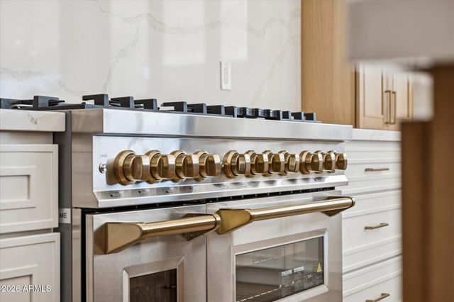 5861 E SAINT JOHN Road, Scottsdale, AZ 85254