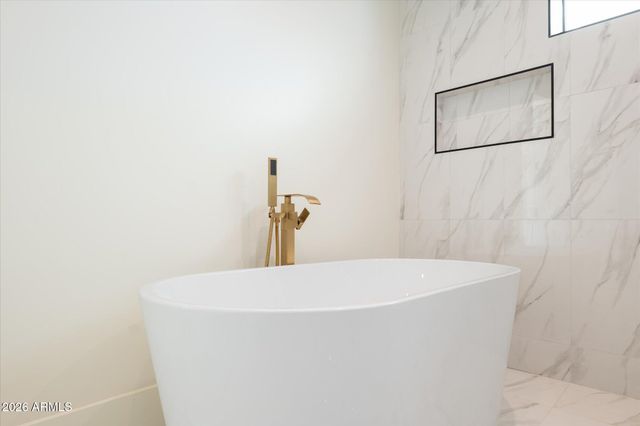 5861 E SAINT JOHN Road, Scottsdale, AZ 85254