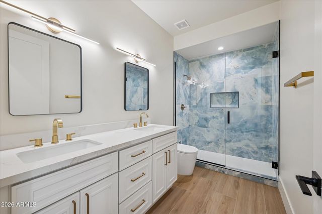 5861 E SAINT JOHN Road, Scottsdale, AZ 85254