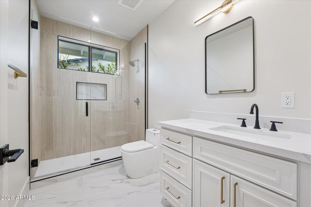 5861 E SAINT JOHN Road, Scottsdale, AZ 85254