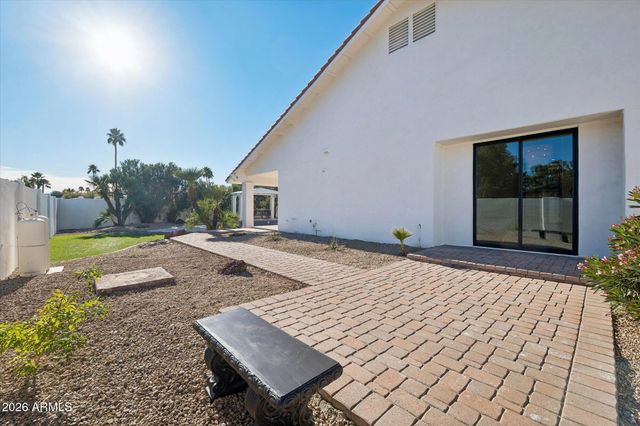 5861 E SAINT JOHN Road, Scottsdale, AZ 85254