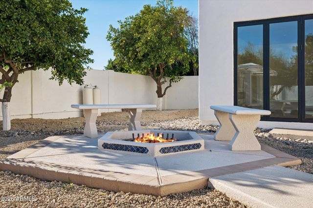 5861 E SAINT JOHN Road, Scottsdale, AZ 85254