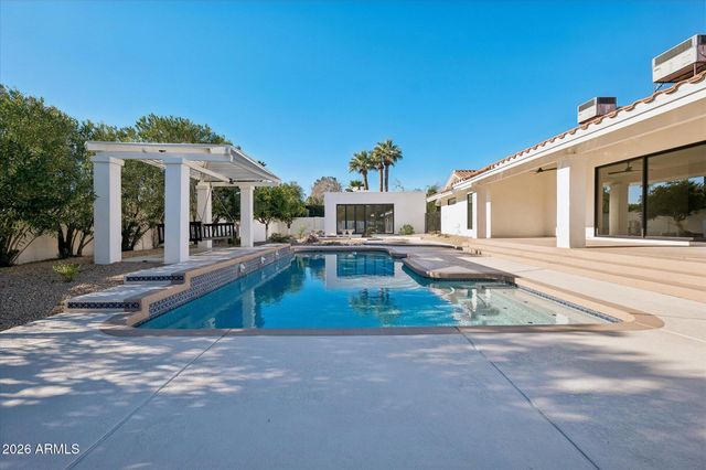 5861 E SAINT JOHN Road, Scottsdale, AZ 85254