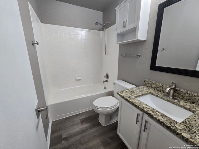 2436 Paddle Creek, San Antonio, TX 78245