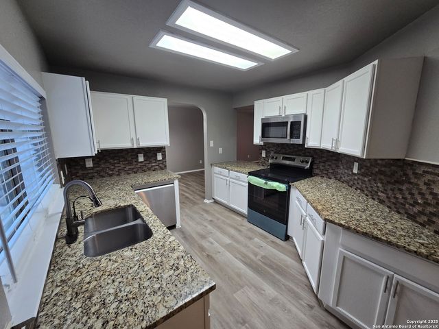 2436 Paddle Creek, San Antonio, TX 78245