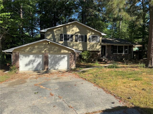1130 Buckhurst Drive, Atlanta, GA 30349