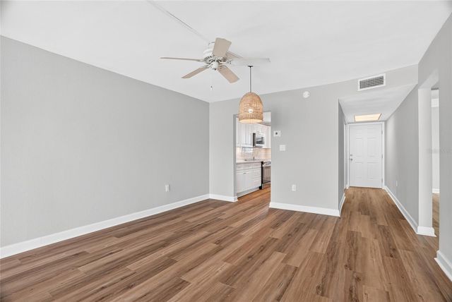 4570 OVERLOOK DRIVE NE 175, St Petersburg, FL 33703