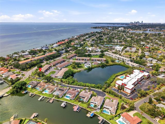 4570 OVERLOOK DRIVE NE 175, St Petersburg, FL 33703