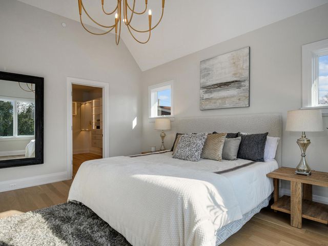 1917 Washington Avenue, Wilmette, IL 60091