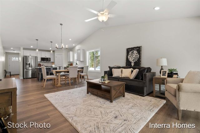 325 Round Hill Road, Kalamazoo, MI 49009