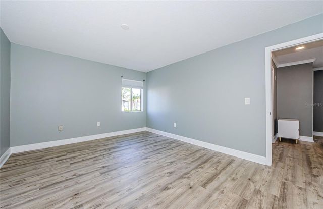 722 116TH AVE N 2002, St Petersburg, FL 33716