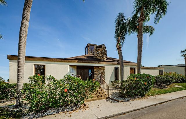 722 116TH AVE N 2002, St Petersburg, FL 33716