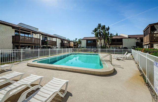 722 116TH AVE N 2002, St Petersburg, FL 33716