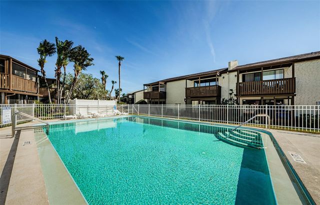 722 116TH AVE N 2002, St Petersburg, FL 33716